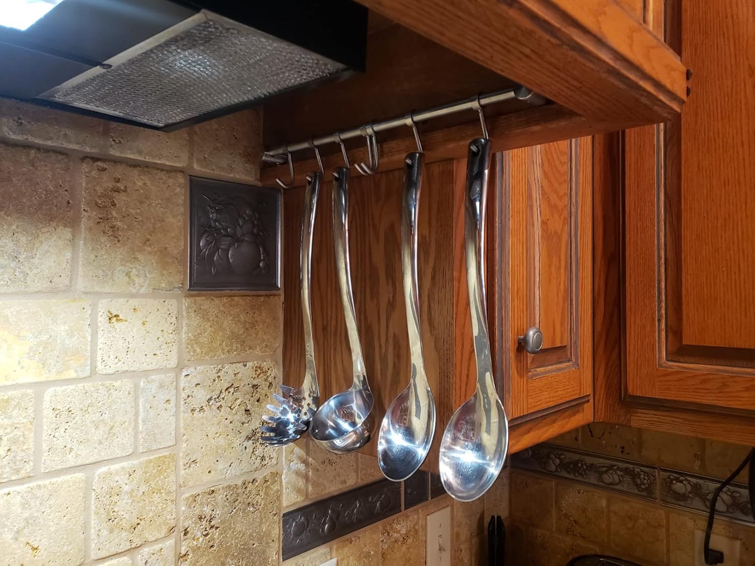 Audmore Kitchen Utensil Rack 2 Pack, 15.6 Inch Pots and Pans Hanging Rack Wall Mounted, 304 Stainless Steel Lid Cooking Utensil Hanger, 7 Sliding Hooks for Spatula Spoon, Measuring Cups, Coffee Mug